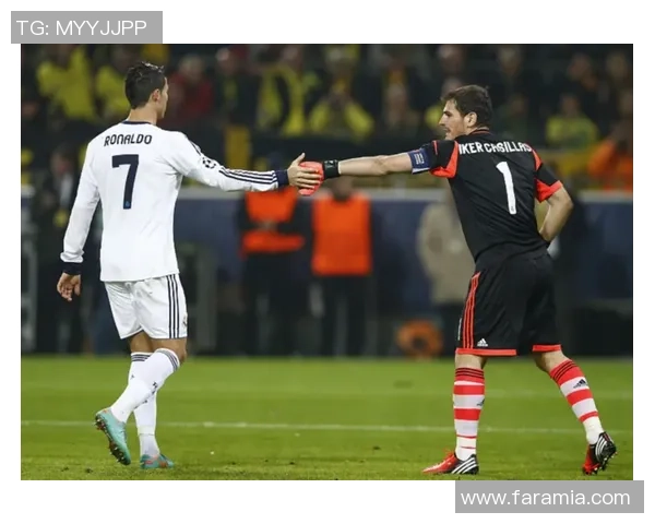 足球明星重返故土引发球迷热潮回归之路充满期待与感动